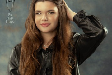Haleigh-PixPlaza-3854