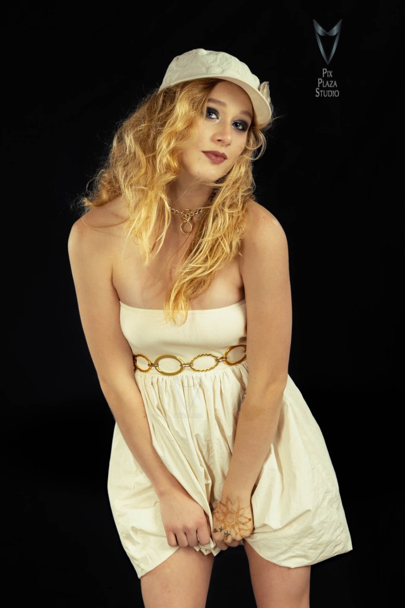 Leia-PixPlaza-2105